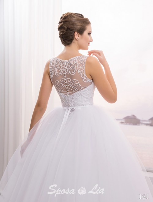 https://www.sposa-lia.com/images/stories/virtuemart/product/161 (3).jpg